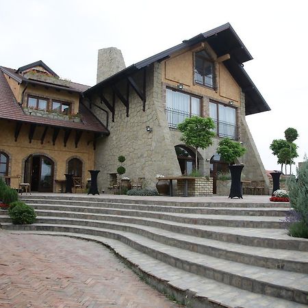 Garni Hotel Chicha - Winery Skrbic Beograd Bagian luar foto