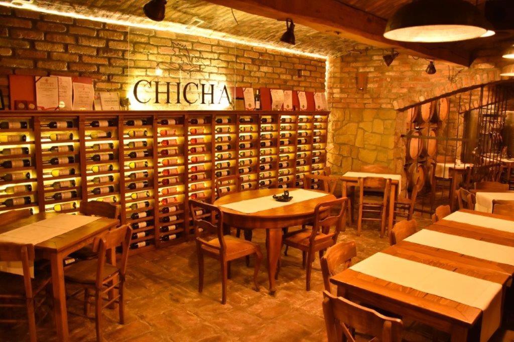 Garni Hotel Chicha - Winery Skrbic Beograd Bagian luar foto